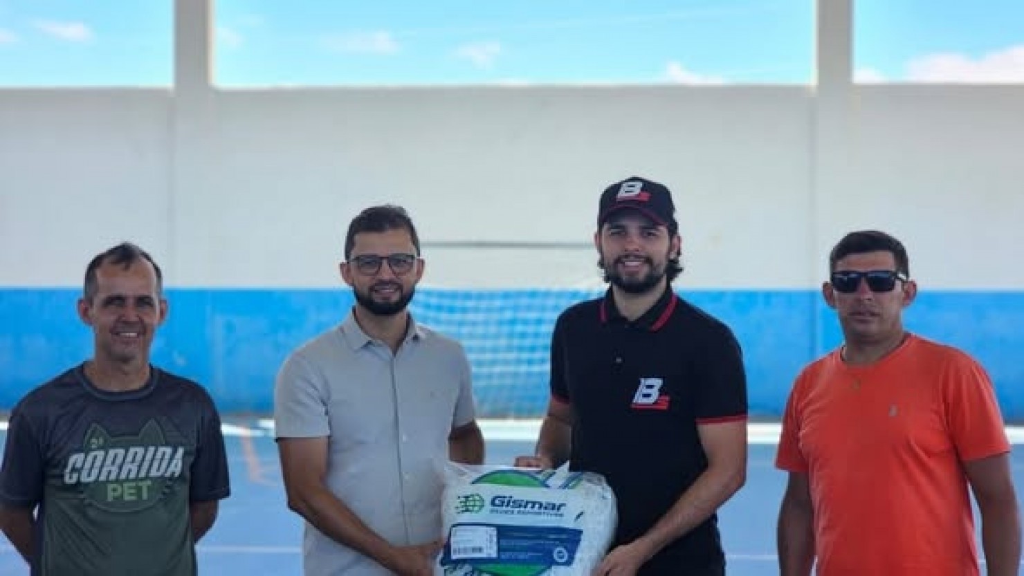 DIRETORIA DE ESPORTES REALIZA MELHORIAS EM EQUIPAMENTOS ESPORTIVOS DO MUNICÍPIO